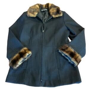 Weather Tamer Women’s Black Wool Coat Faux Fur Collar & Cuffs M